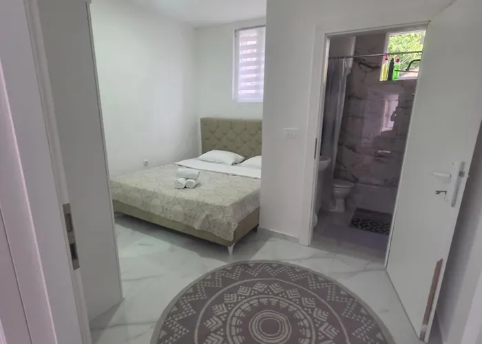 App 3 Adan Апартаменты Donji Zemunik